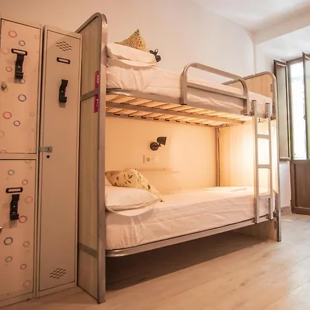 La Flamenka Хостел *