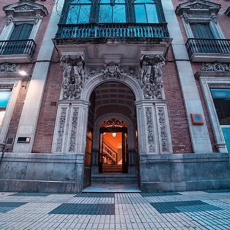 بيت شباب La Flamenka *